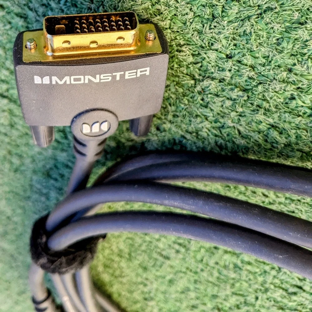 HP 7' Monster Cable DVI 700 High Speed E194731 AVM 34AWG VW-1 Male to Male Cable